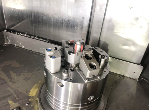 內漲+外夾卡盤(pán)車(chē)床夾具